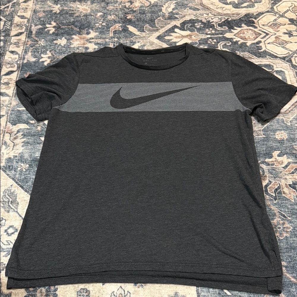Men’s Nike Dri for tee